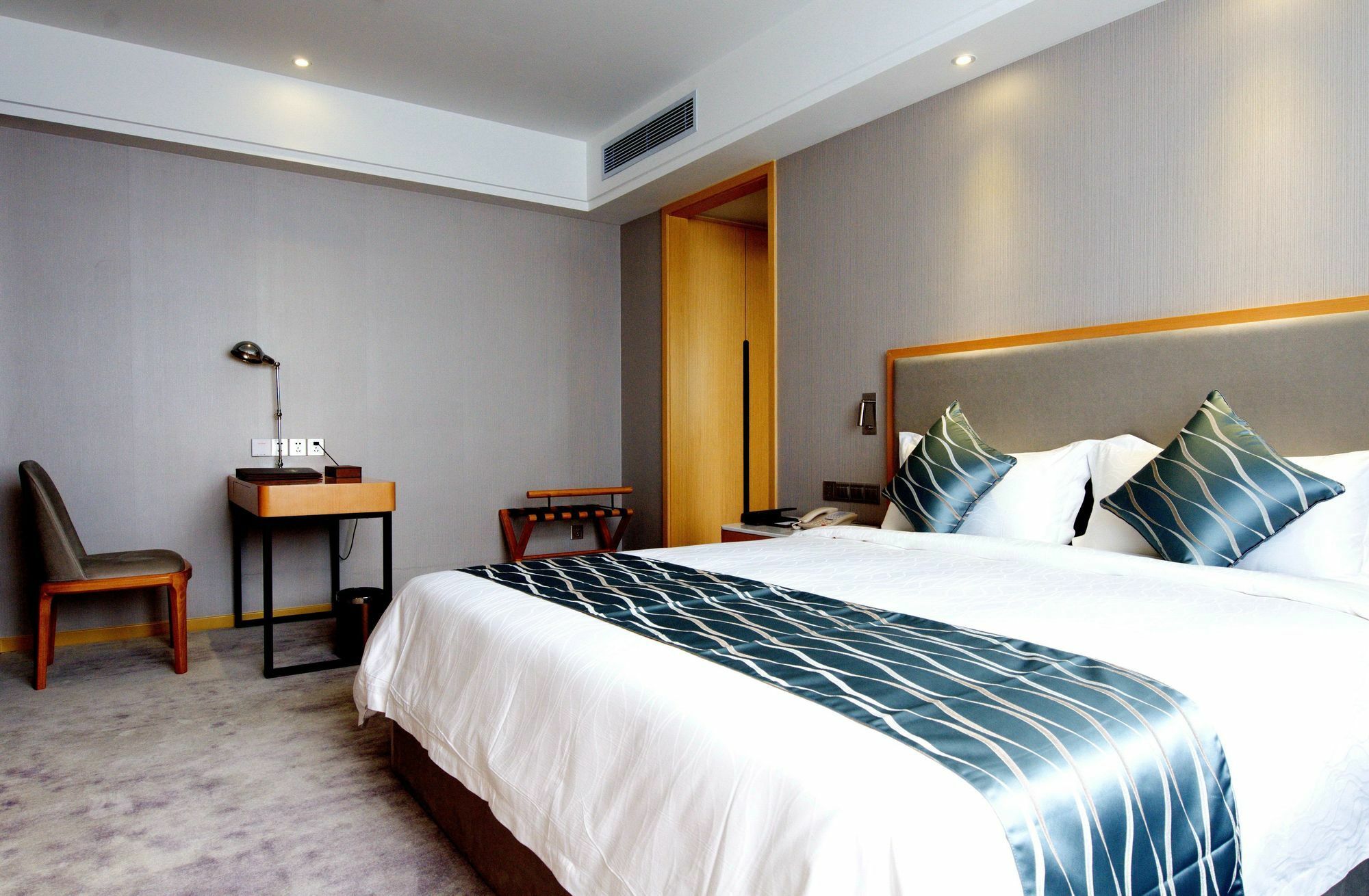 Guangzhou Seaman Hotel-Line 2 Jiangnanxi Station מראה חיצוני תמונה